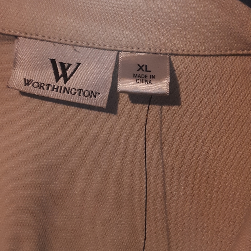Blazer - Picture 3 of 3